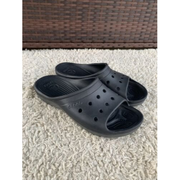 mens crocs slides size 11
